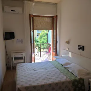 2* Hotel Luana